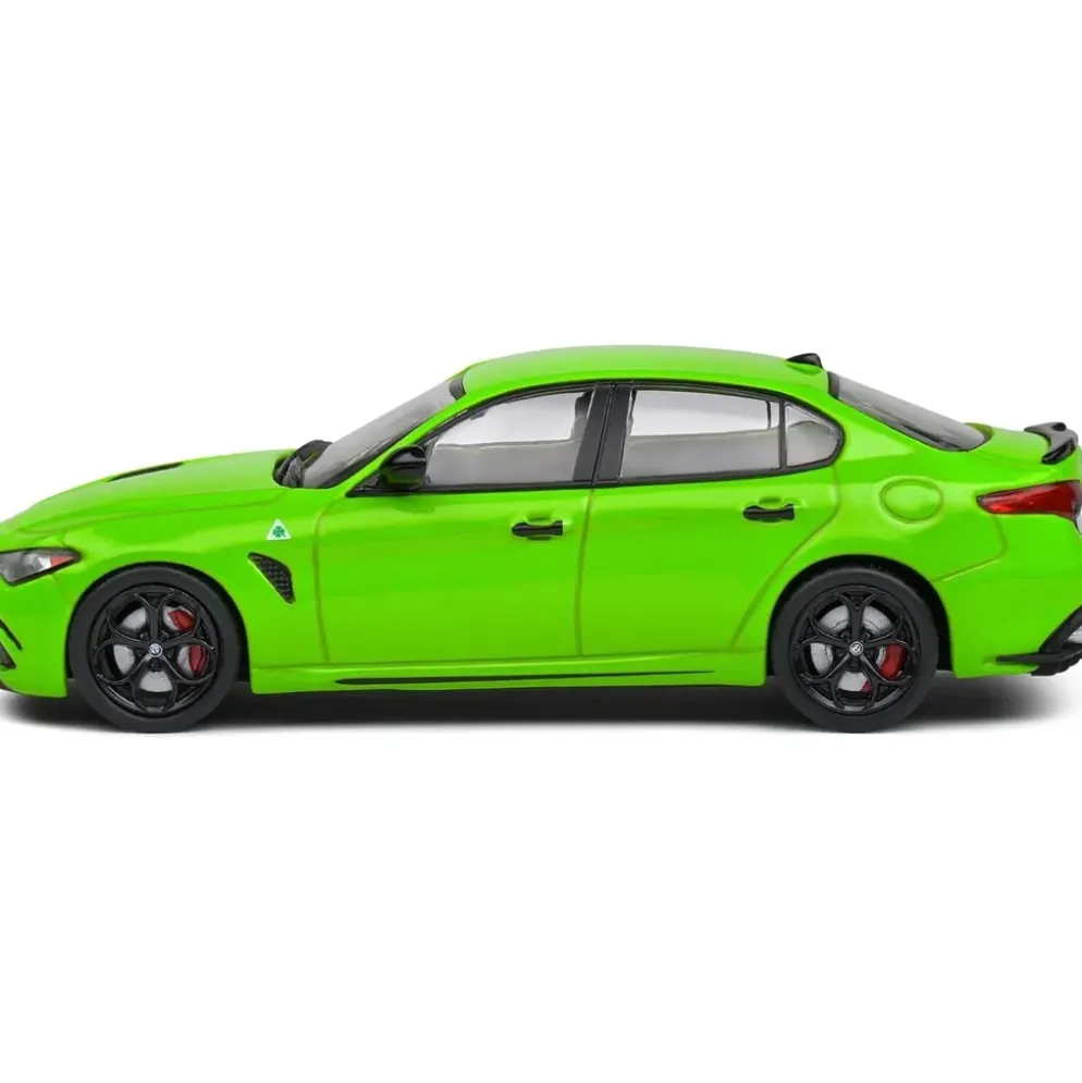 Alfa Romeo Giulia Quadrifoglio - 2020 - Grön - Solido - 1:43