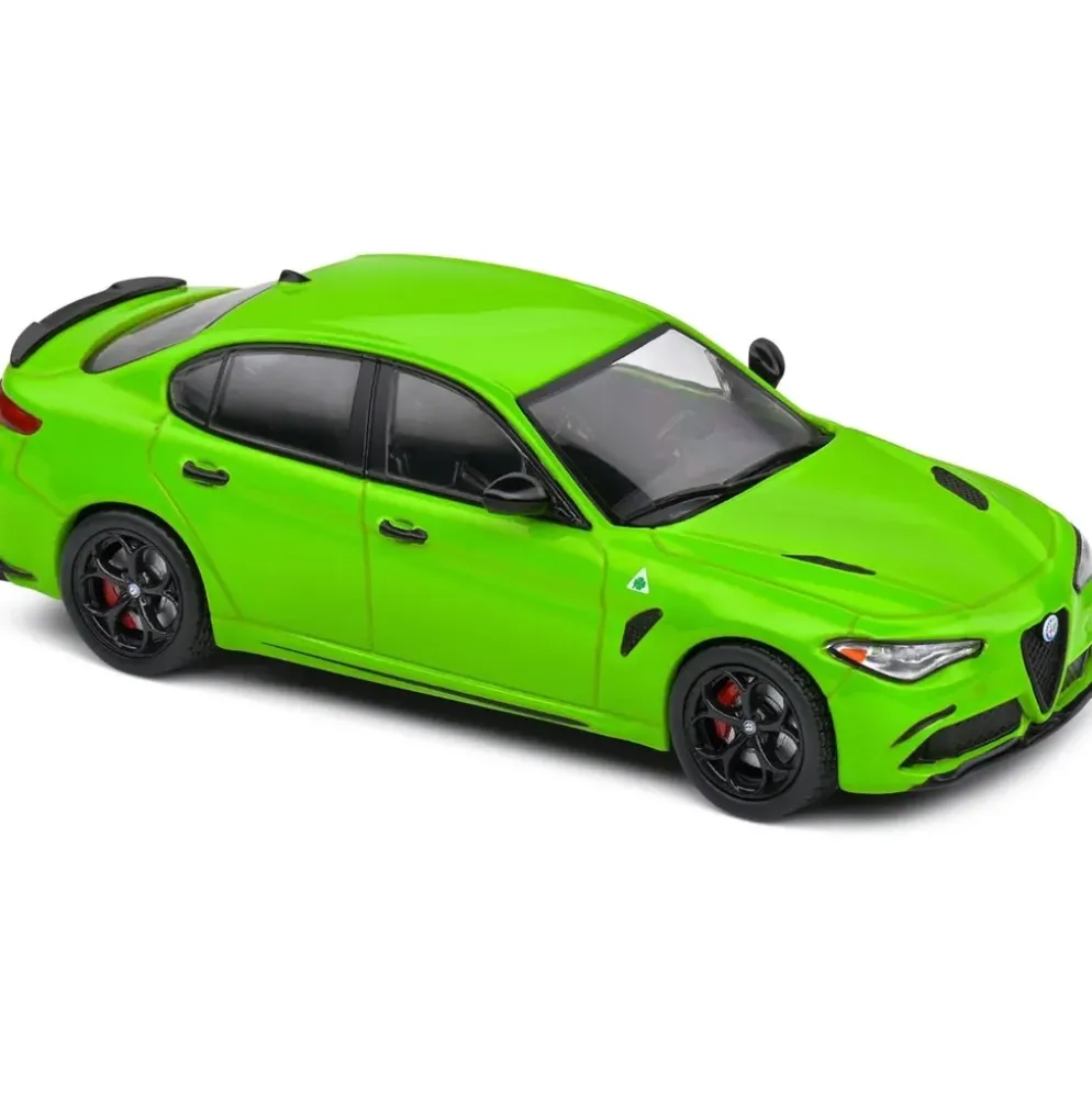 Alfa Romeo Giulia Quadrifoglio - 2020 - Grön - Solido - 1:43