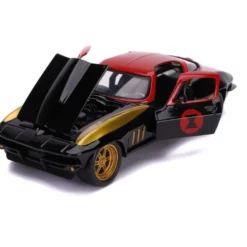 Black Widow & 1966 Chevy Corvette - Avengers - Jada - 1:24
