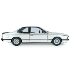 BMW 635 CSI - Vit - 1984 - Solido - 1:18
