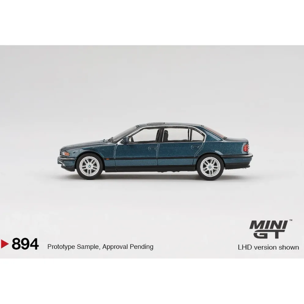 BMW 750IL Sorrento Blue Metallic - Blå - 894 - Mini GT - 1:64