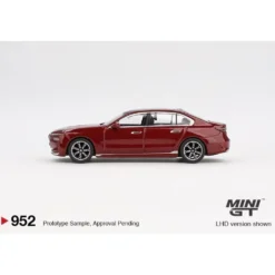 BMW i7 xDrive60 - Aventurin - 952 - Mini GT - 1:64