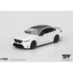 BMW M5 Alpine White - Vit - 1092 - Mini GT - 1:64