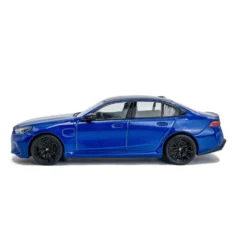 BMW M5 Sedan - Marina Bay Blue - 2024 - Solido - 1:43