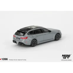 BMW M5 Touring Brooklyn Grey Metallic - Grå - 1096 - Mini GT - 1:64