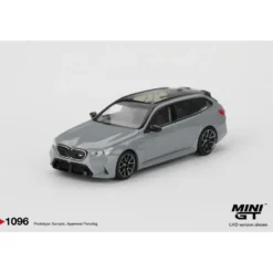 BMW M5 Touring Brooklyn Grey Metallic - Grå - 1096 - Mini GT - 1:64