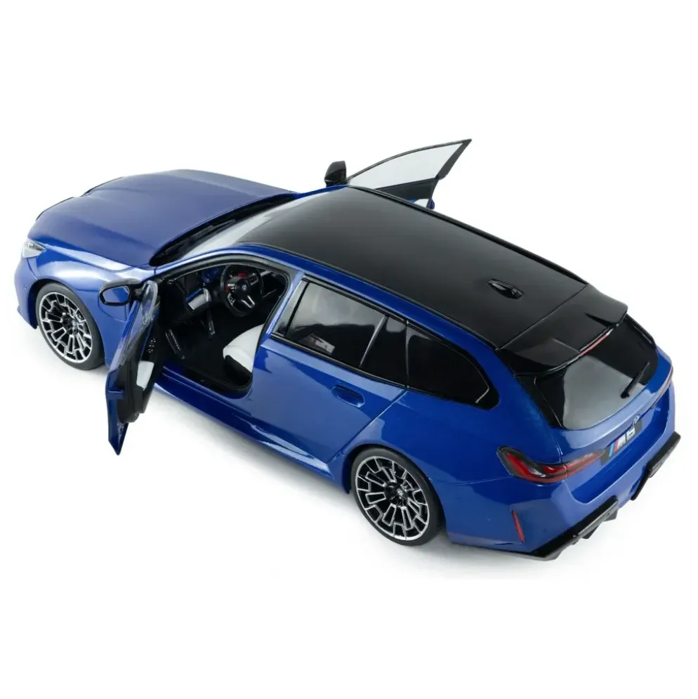 BMW M5 Touring (G99) - 2024 - Blå - Solido - 1:18