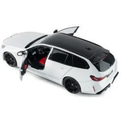 BMW M5 Touring (G99) - 2025 - Vit - Solido - 1:18