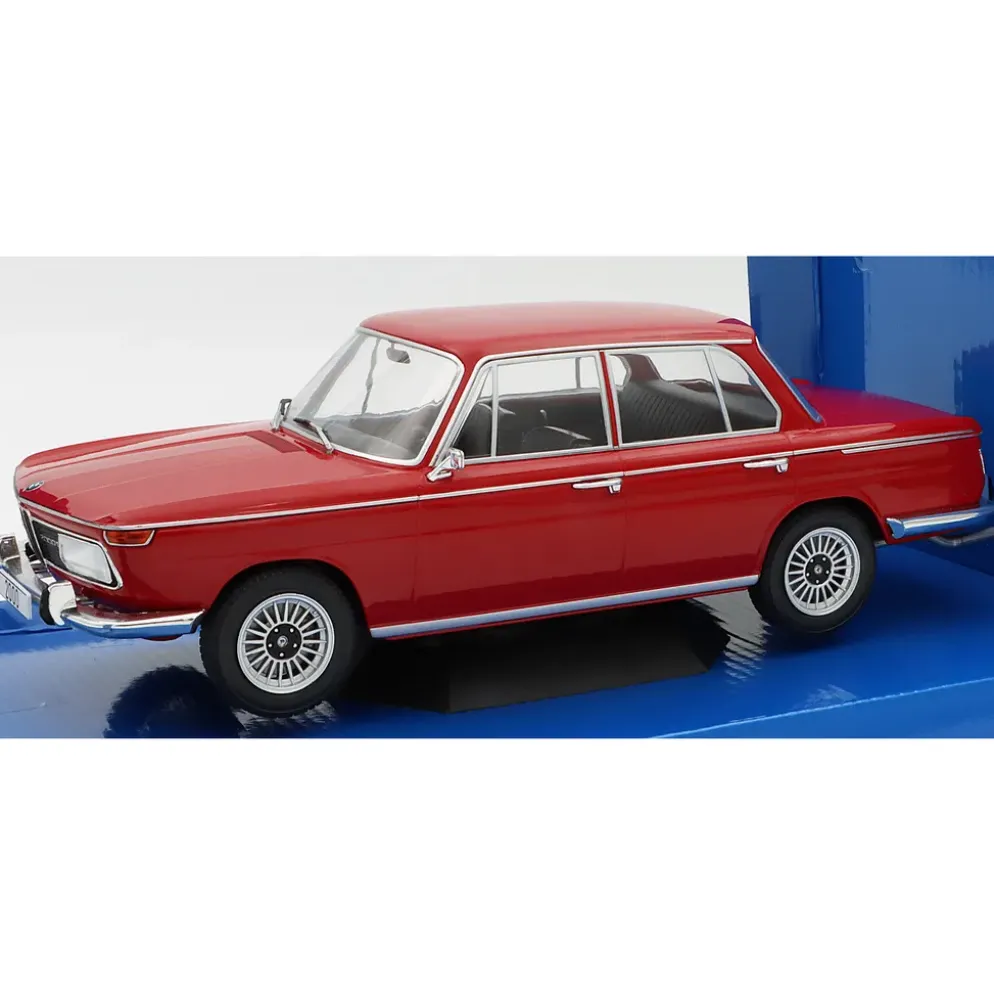 BMW 2000 TI (121) - 1966 - Röd - Modelcar Group - 1:18