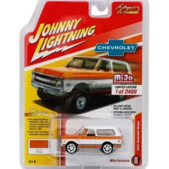 1970 Chevrolet Blazer - Orange/Vit - Johnny Lightning - 1:64