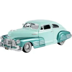 1948 Chevy Aerosedan Fleetline - Mintgrön - Motormax - 1:24