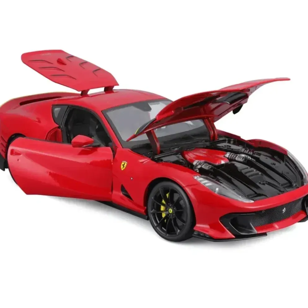 Ferrari 812 Competizione - 2021 - Röd - Bburago - 1:18