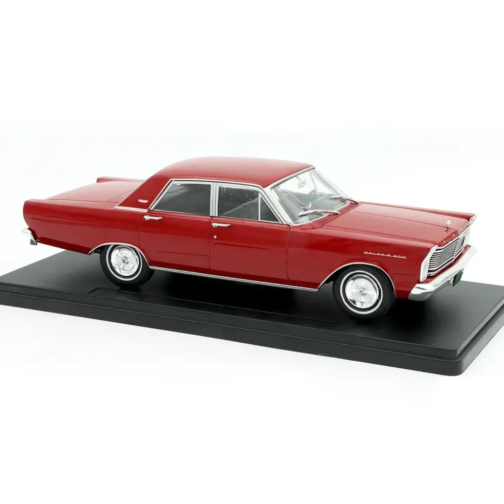 Ford Galaxie 500 LTD - Röd - 1965 - 1:24