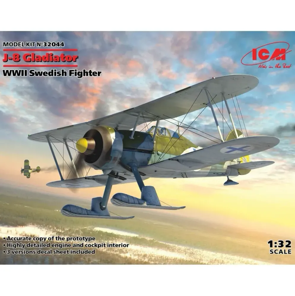 J-8 Gladiator - WWII Swedish Fighter - 32044 - ICM