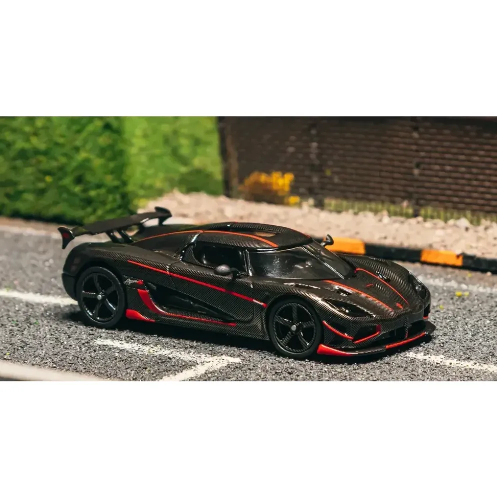 Koenigsegg Agera RS - Black Carbon Fiber - Tarmac Works - 1:64