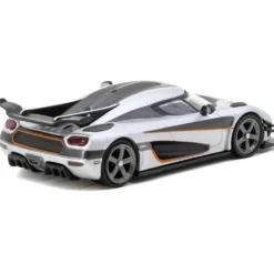 Koenigsegg One:1 - Silver - Tarmac Works - 1:64