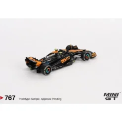 McLaren MCL60 #4 - 2023 F1 Japanese GP - Lando Norris - Mini GT - 1:64