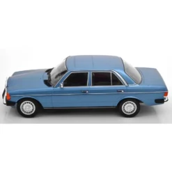 Mercedes-Benz 230 E (W123) - 1975 - Blå - KK-Scale - 1:18