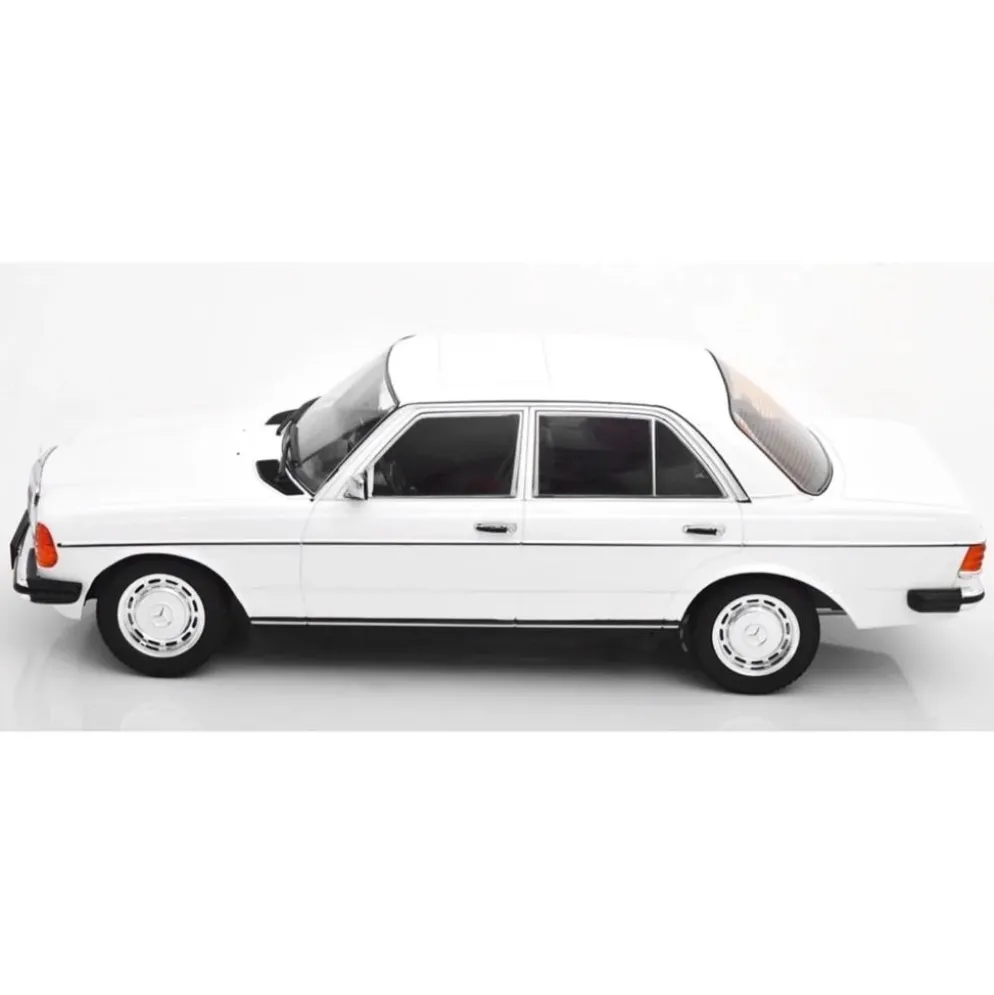 Mercedes-Benz 230 E (W123) - 1975 - Vit - KK-Scale - 1:18