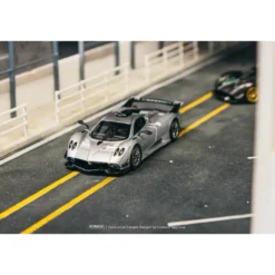 Pagani Huayra R - Satin Silver - GLOBAL64 - Tarmac Works - 1:64