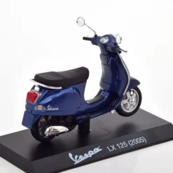 Piaggio Vespa LX 125 (2005) - Blå - Altaya - 1:18