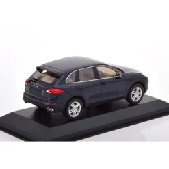 Porsche Cayenne S E2 - 2014 - Mörkblå - Minichamps - 1:43