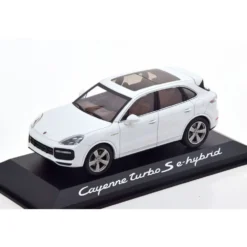 Porsche Cayenne Turbo S e-hybrid 2019 Vit - Minichamps 1:43