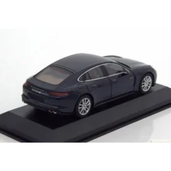 Porsche Panamera 4S Diesel - 2016 - Blå - Herpa - 1:43
