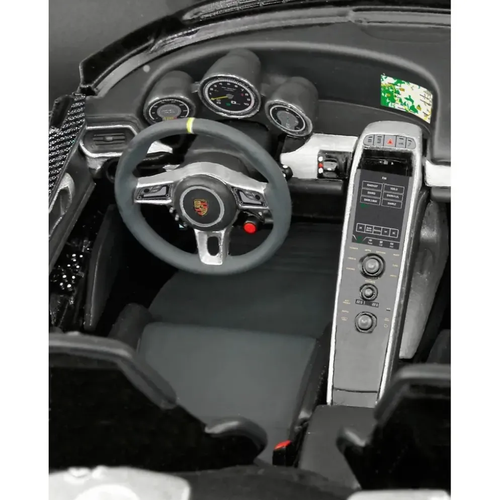 Porsche 918 Spyder - 07026 - Revell - 1:24