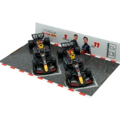 Red Bull RB19 - 2-pack - Verstappen + Perez - Bburago - 1:43