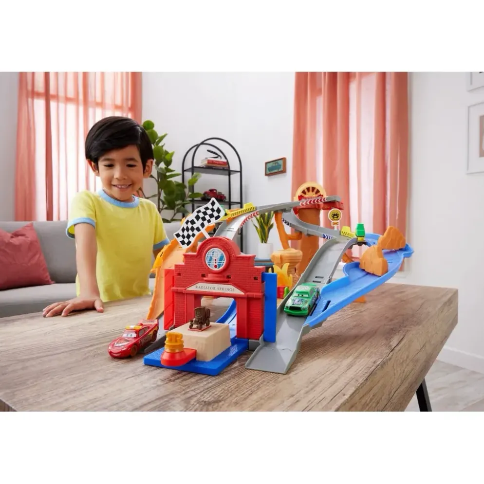Rescue Road Raceway - Disney Pixar Cars - Mattel