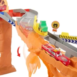 Rescue Road Raceway - Disney Pixar Cars - Mattel