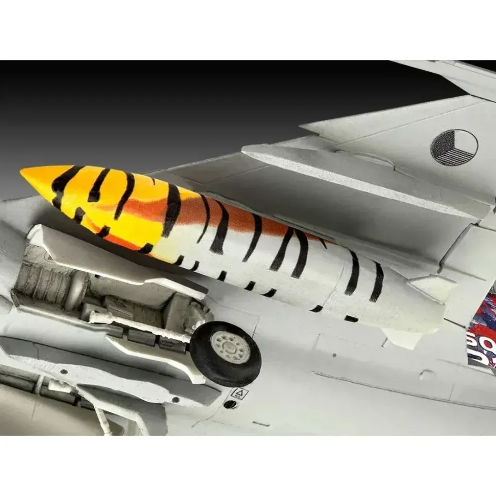 Saab JAS-39C Gripen - Plastbyggmodell - 03776 - Revell - 1:72