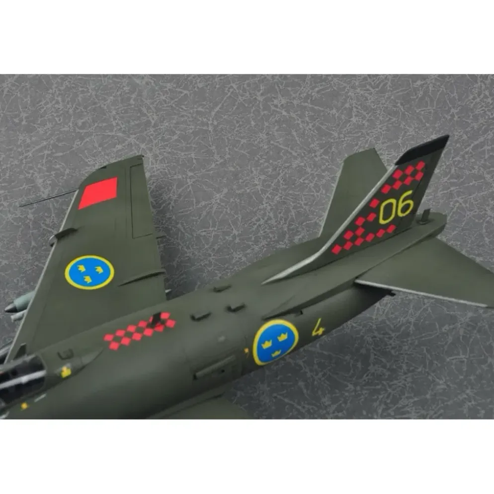 Saab J-32/E Lansen - Byggmodell - 81752 - Hobby Boss - 1:48