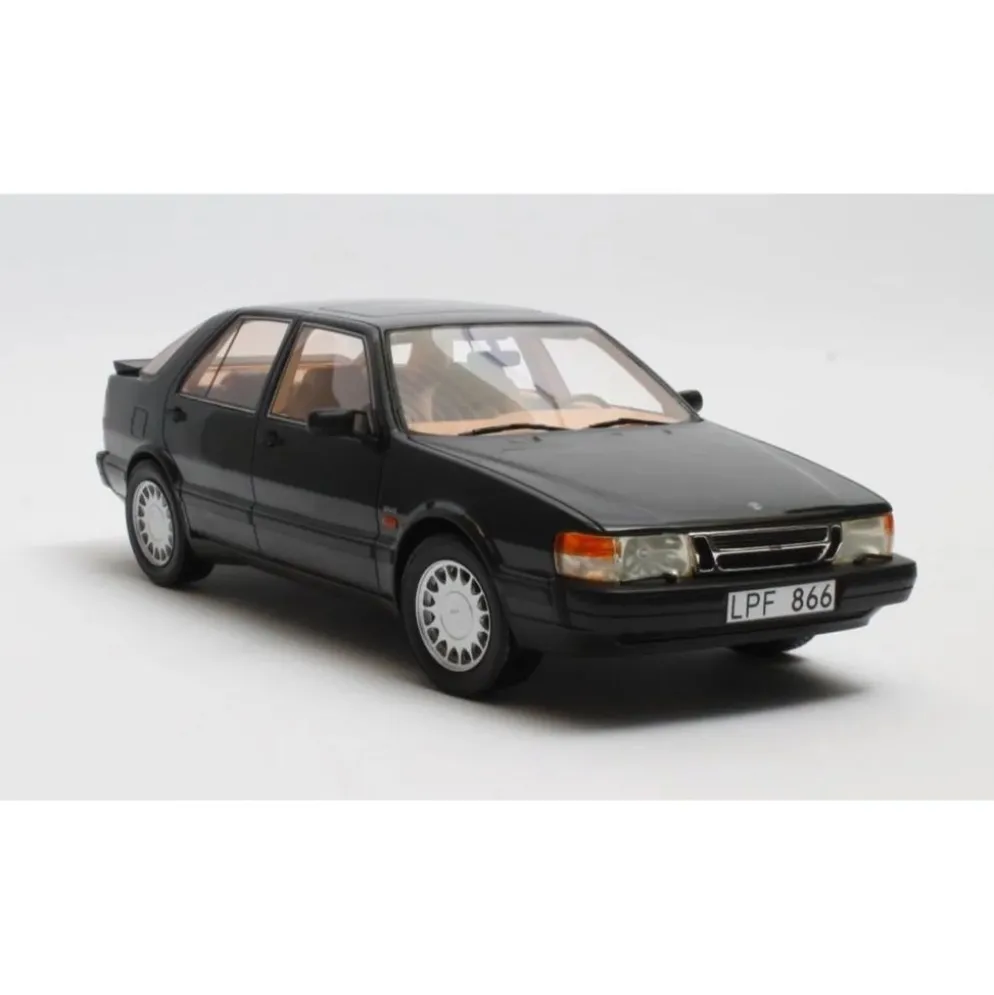 Saab 9000 Turbo - Svart - Cult Scale Models - 1:18