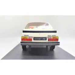 Saab 900 Turbo - 1983 - Vit - Cult Scale Models - 1:18