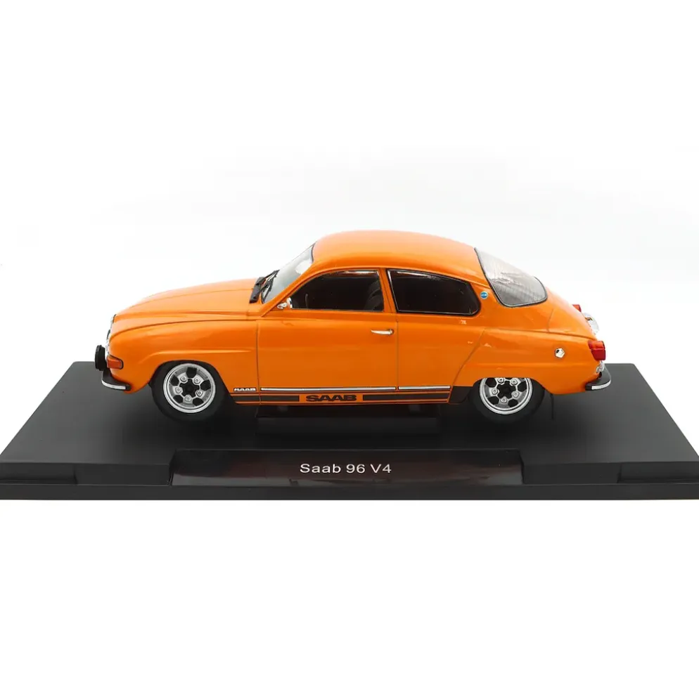 Saab 96 V4 - 1975 - Orange - Modelcar Group - 1:18