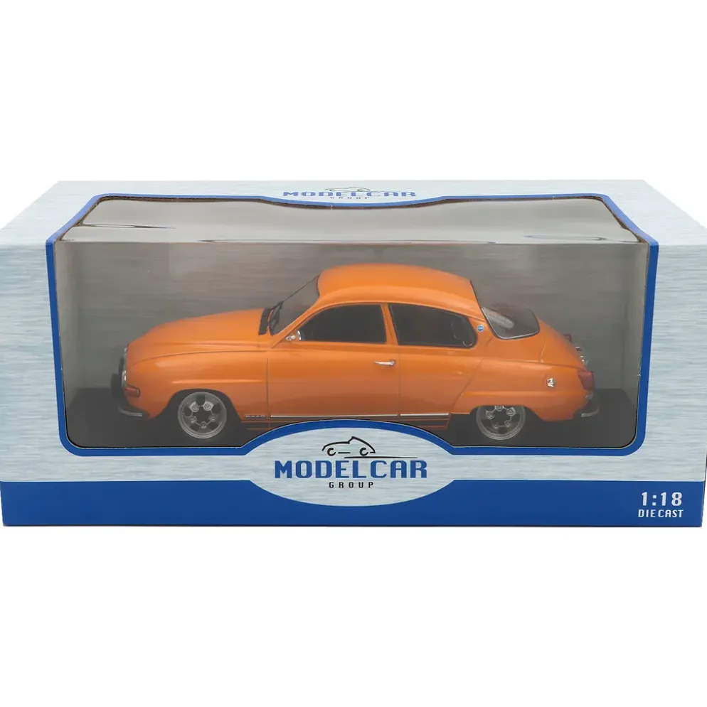 Saab 96 V4 - 1975 - Orange - Modelcar Group - 1:18