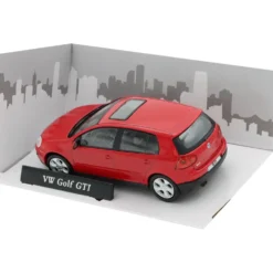 Volkswagen Golf V GTI - Röd - Cararama - 1:43