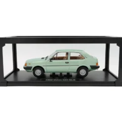 Volvo 343 GLS - Ljusgrön - 1982 - Triple9 Collection - 1:18