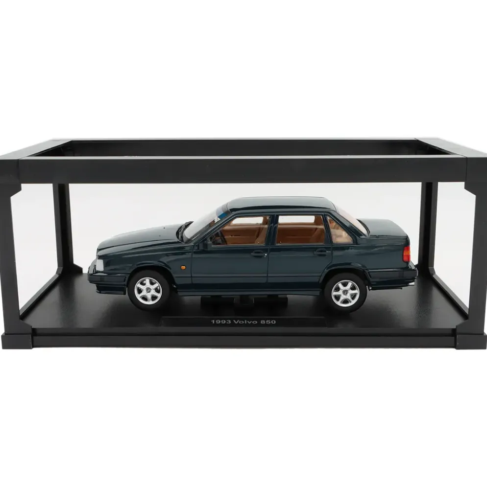 Volvo 850 - 1993 - Grön - Triple9 Collection - 1:18