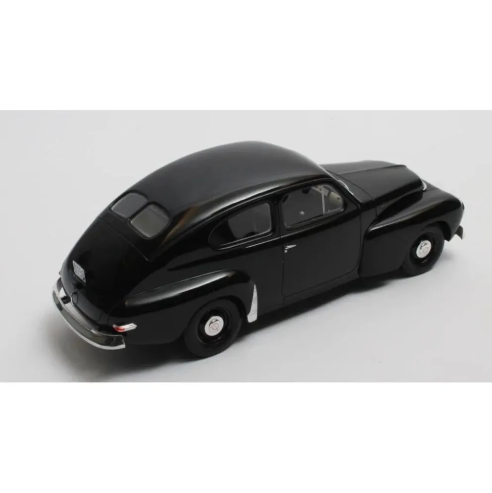 Volvo PV444 - 1952 - Svart - Cult Scale Models - 1:18