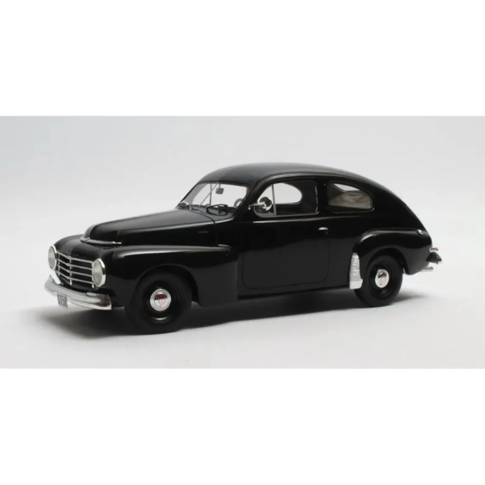 Volvo PV444 - 1952 - Svart - Cult Scale Models - 1:18