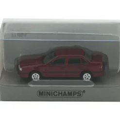 Volvo 850 Saloon - 1994 - Rödmetallic - Minichamps - 1:87
