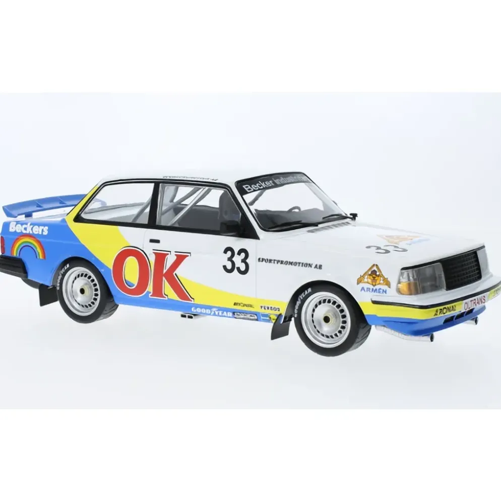 Volvo 240 Turbo #33 Andersson/Petersson/Linden - Ixo - 1:18