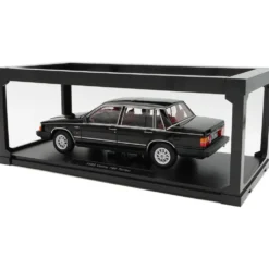 Volvo 760 Turbo - 1985 - Svart - Triple9 Collection - 1:18