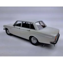 1970 Volvo 164 - Vit - Triple9 - 1:18