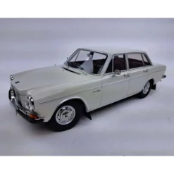 1970 Volvo 164 - Vit - Triple9 - 1:18